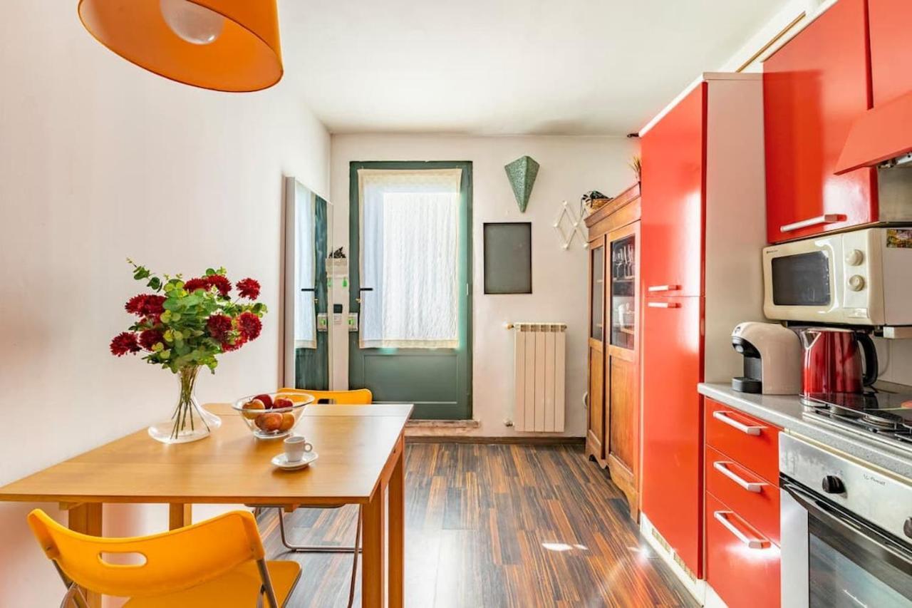 Lovely Apartment Navigli Милан Экстерьер фото